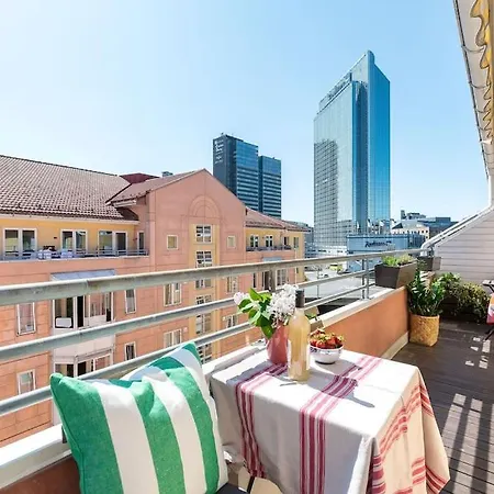 Location Station& Garage Parking * 奥斯陆