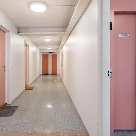 Location Station& Garage Parking Leilighet